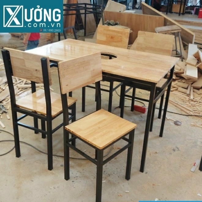 Ghế sắt mặt gỗ cao su quán nhậu