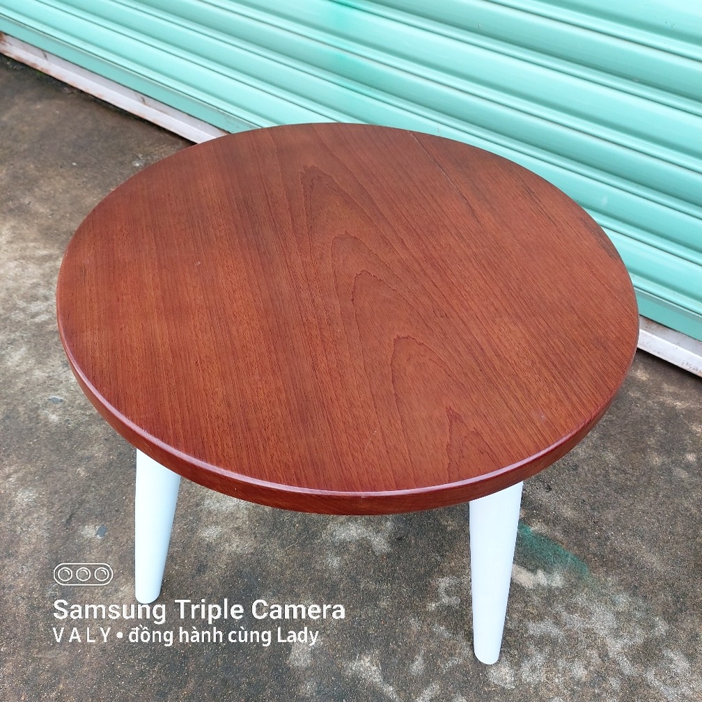 Bàn gỗ tròn, cao 50cm