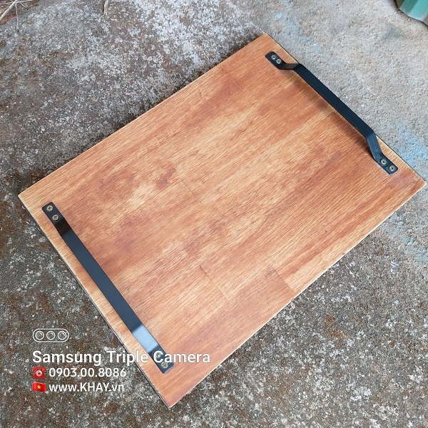 Khay gỗ nâu đỏ