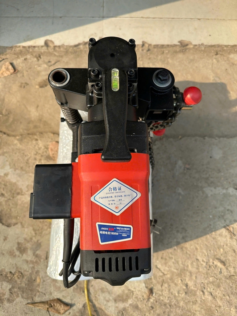 Máy khoan ống nằm ngang K114-012