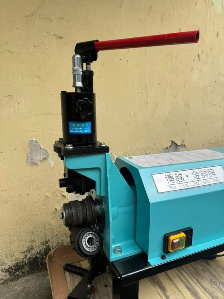 Máy Lăn Rãnh Ống YC-006