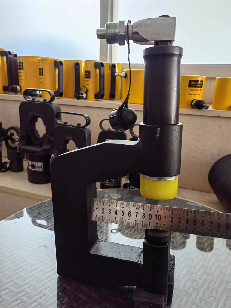 Bộ nguồn thủy lực dùng pin HESUN