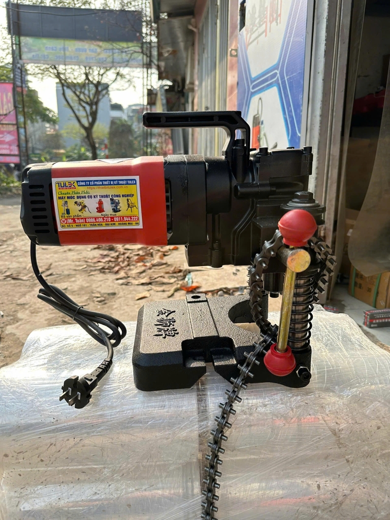 Máy khoan ống nằm ngang K114-012