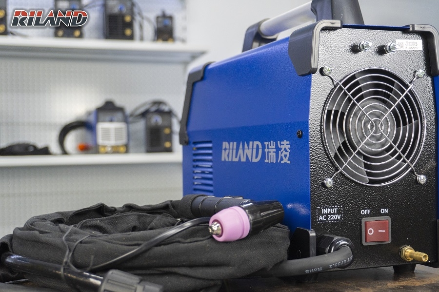 Máy cắt Plasma Riland Cut 60CT