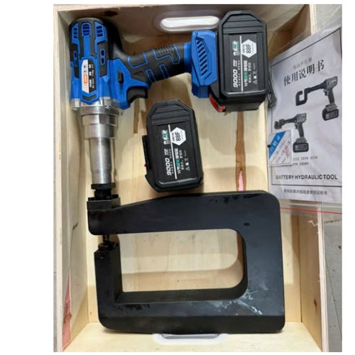 Máy đột xà gồ dùng pin CK-CH200