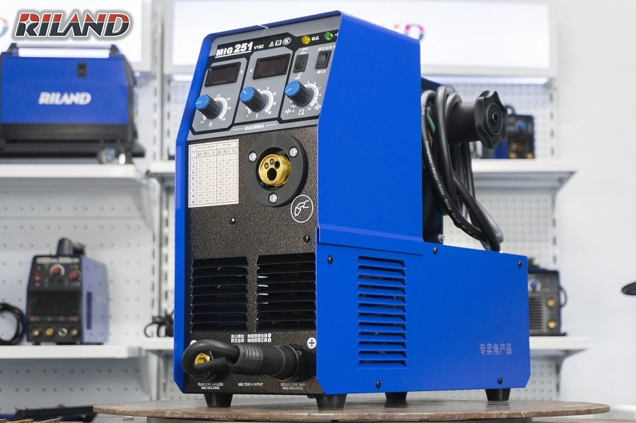 Máy hàn Mig RILAND MIG 251