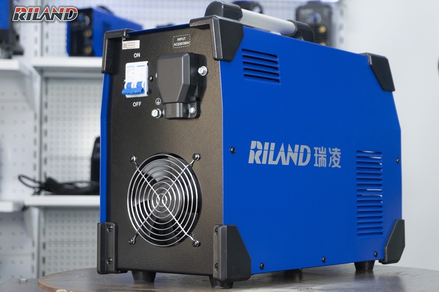Máy hàn que điện tử RILAND ARC 400D