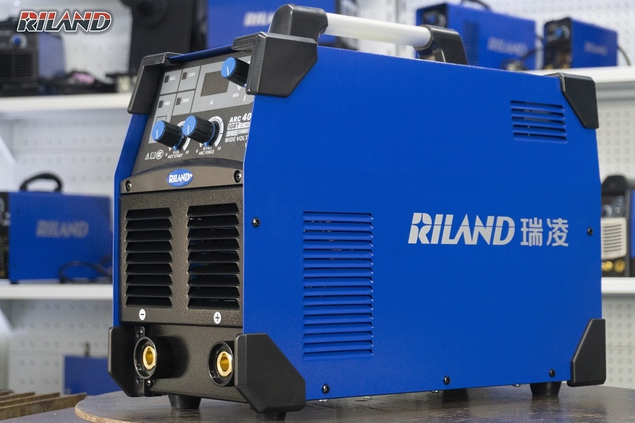 Máy hàn que điện tử RILAND ARC 400D