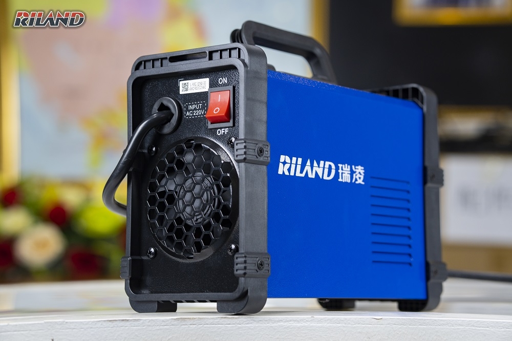 Máy hàn que điện tử RILAND ZX7 250DE