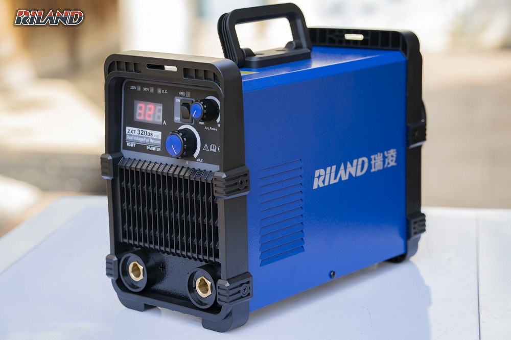 Máy hàn que điện tử RILAND ZX7-320DS