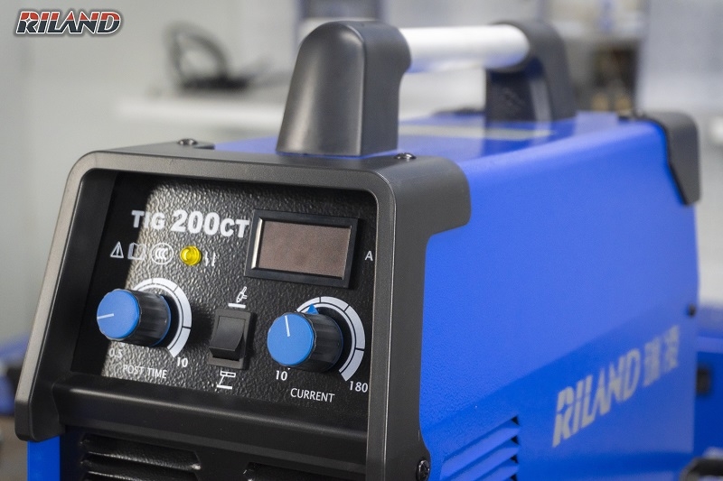 Máy hàn Tig Riland 200CT