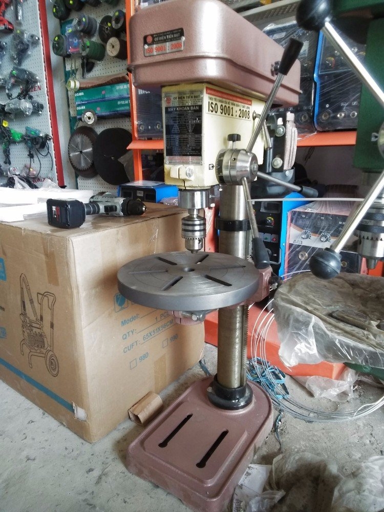 Máy Khoan Bàn Tiến Đạt 1/2HP-1m