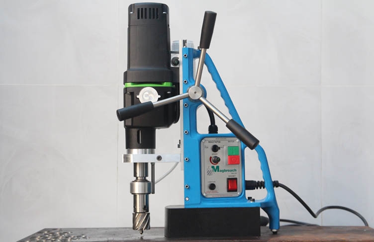 Máy Khoan Từ MAGBROACH MAGTAP30