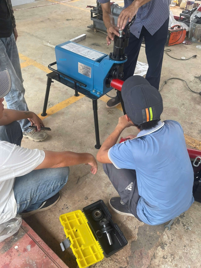 Máy Lăn Rãnh Ống YC-010 (50-219mm)