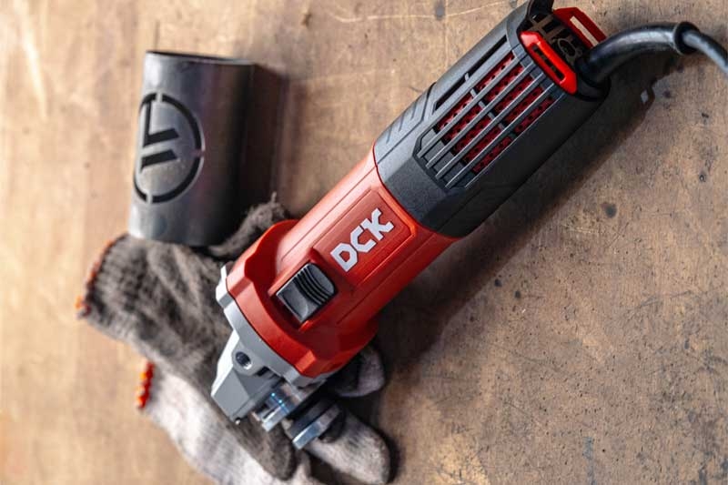 Máy mài góc KSM17-100B 1100W 100mm (công tắc cạnh) - DCK