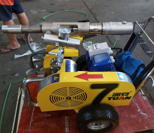 Máy Phun Sơn Chống Cháy Cao Áp TA-Q7