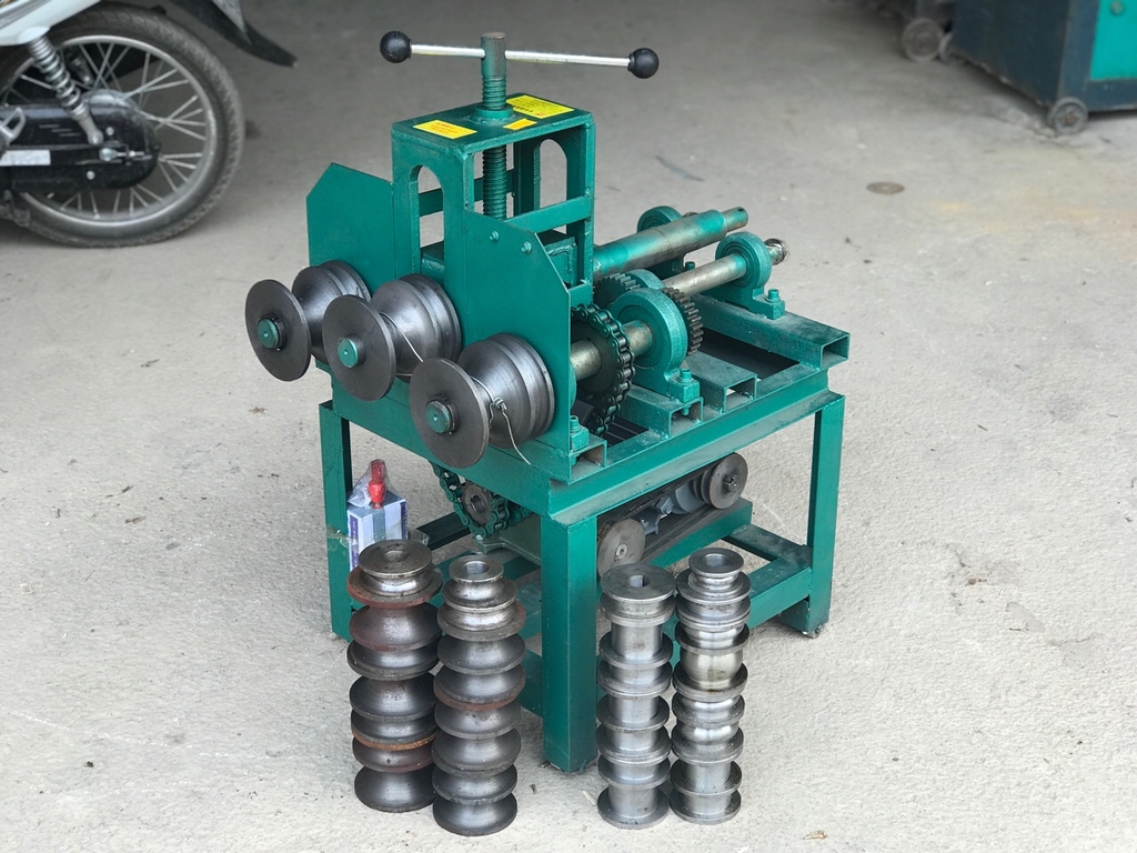 Máy Uốn Ống A2