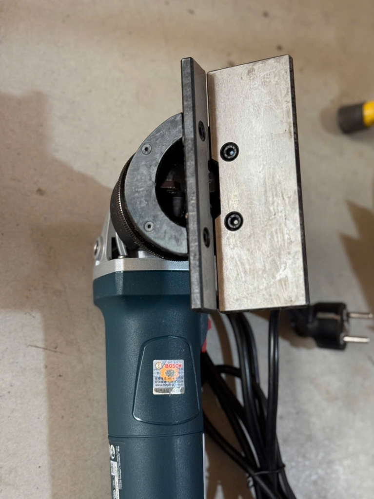 Máy vát mép cầm tay Unifast JT-120