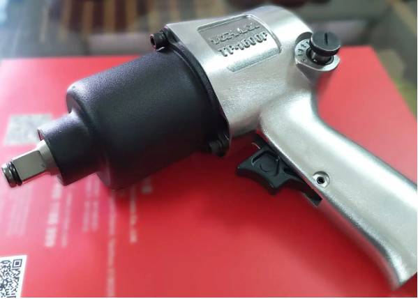 Súng xiết bulong TP-1600P