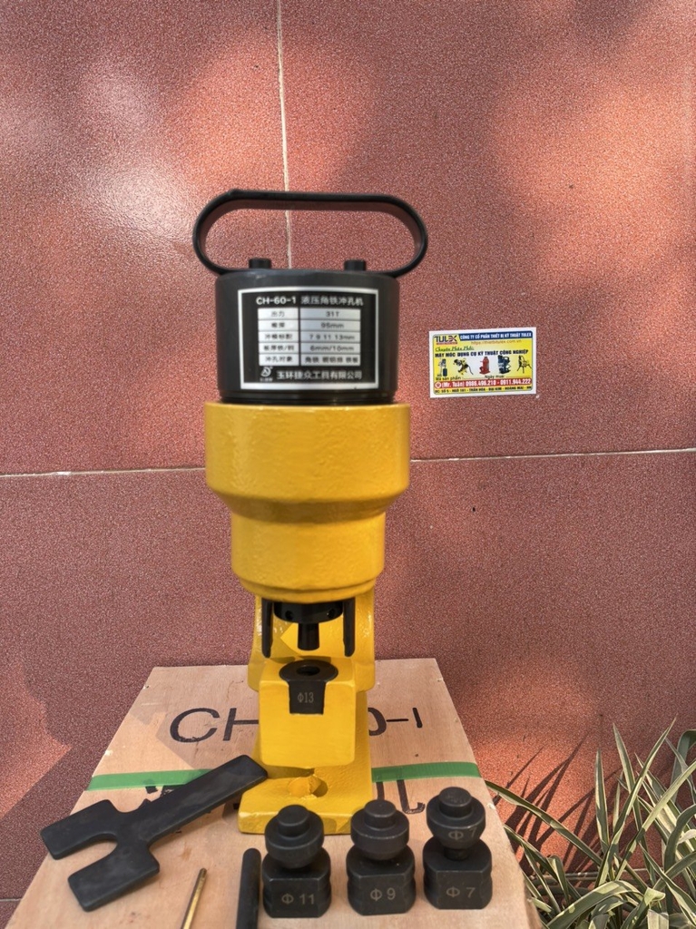 Đột Lỗ Thủy Lực CH-60-1