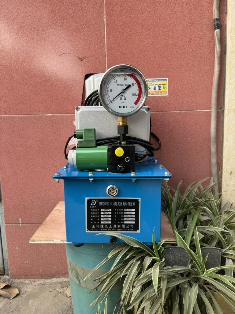 Bơm Điện Thủy Lực DBD750-D2