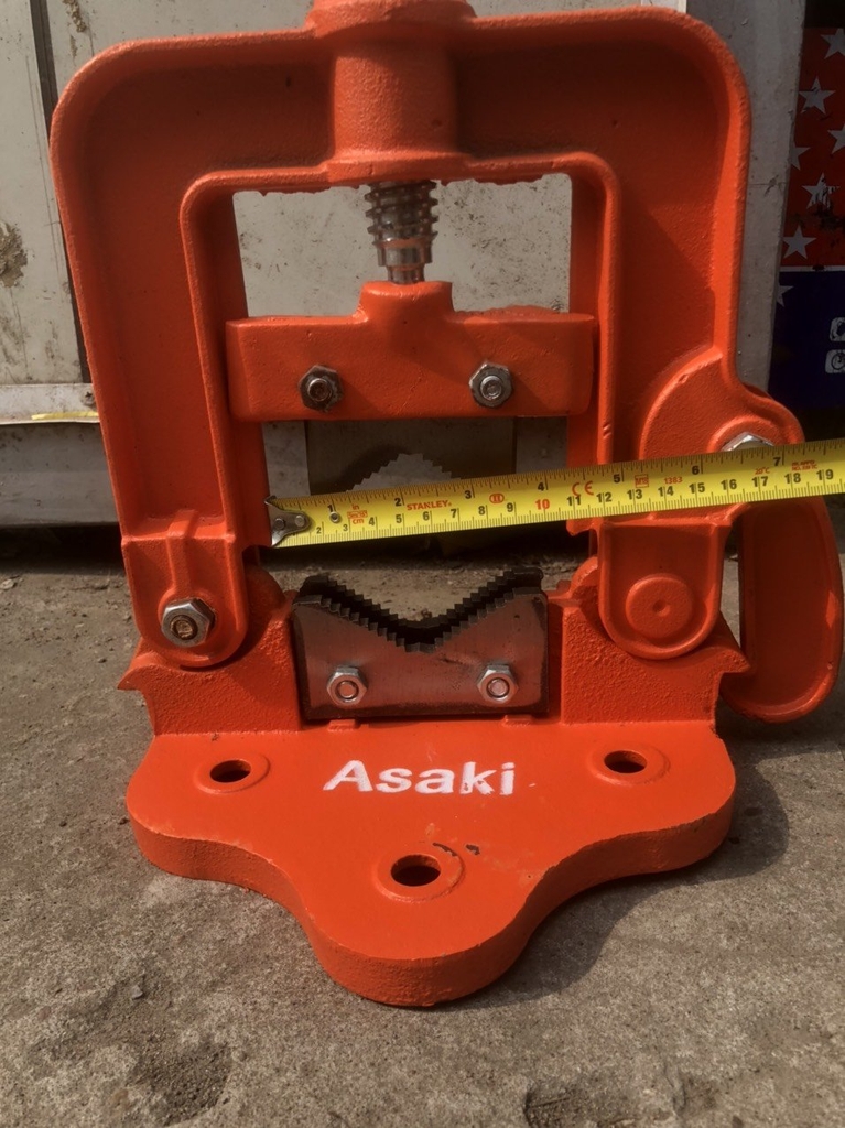 Ê tô kẹp ống Asaki AK-6429 3