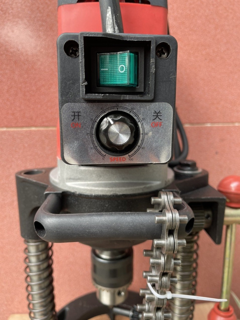 Máy khoét ống K114-002