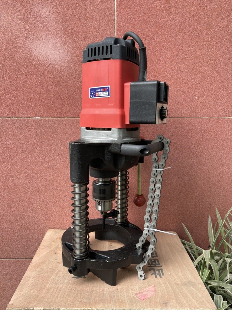 Máy khoét ống K114-002