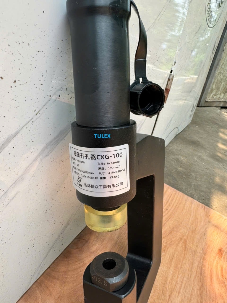 Đầu đột lỗ thủy lực CXG-100