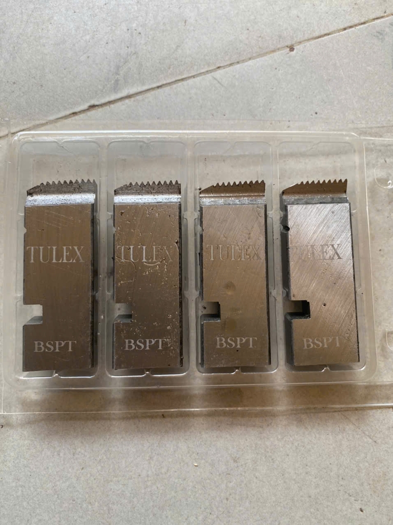 Dao Tiện Ren Ống Liên Doanh Nhật