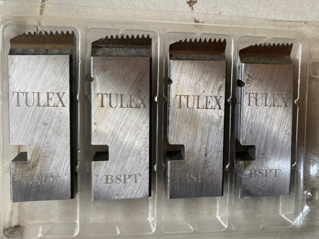 Dao Tiện Ren Ống Liên Doanh Nhật