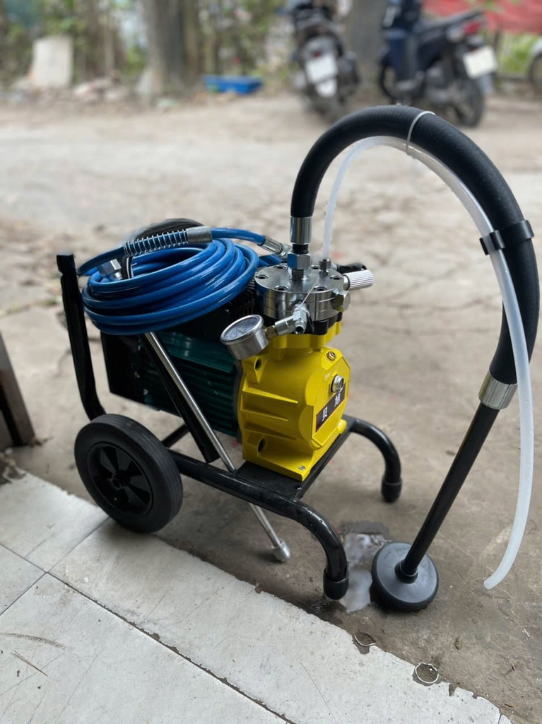 Máy phun sơn công nghiệp L999 4000W