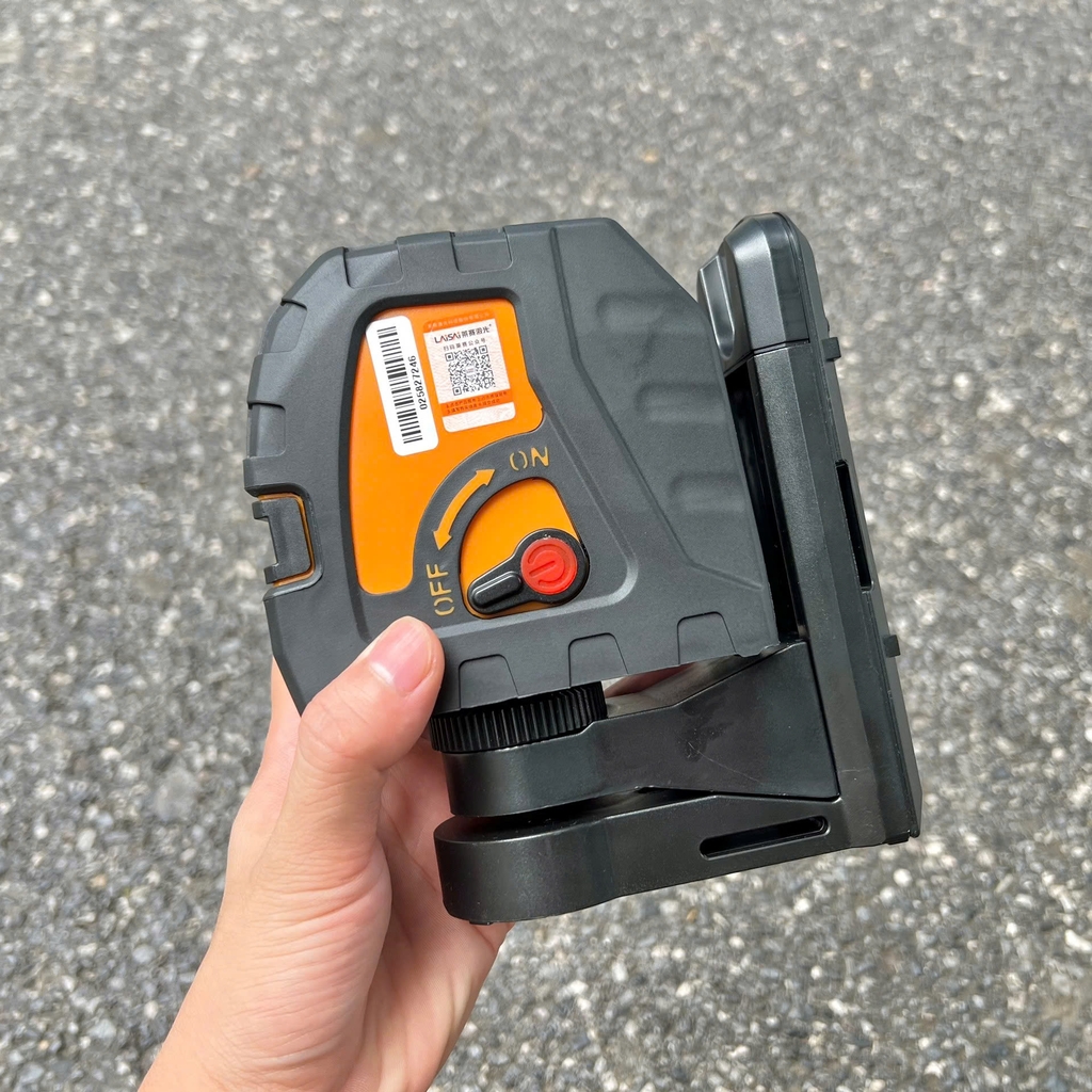 Máy cân mực laser 2 tia xanh Laisai LSG609S