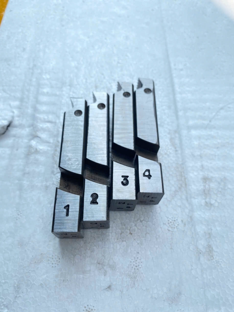 Dao Tiện Ren Ống Trung Quốc Tulex