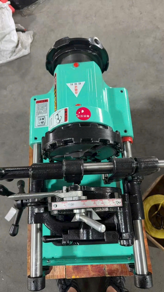 Máy Tiện Ren Trung Quốc Z1T-50AF (21-60mm) Xanh