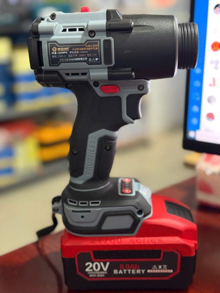 Máy đột xà gồ dùng pin TL-200
