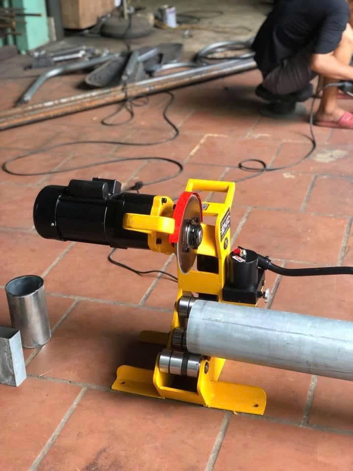 Máy cắt ống thủy lực QG8C-A