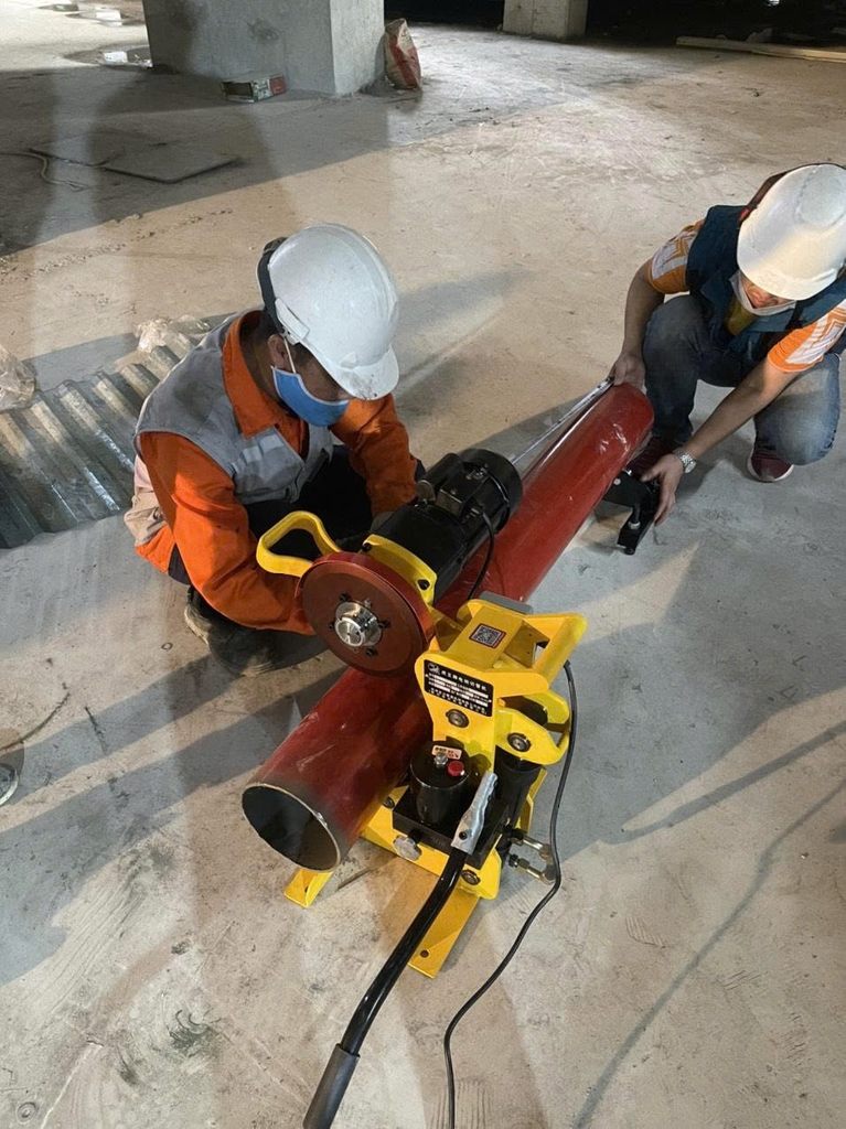 Máy cắt ống thủy lực QG8C-A