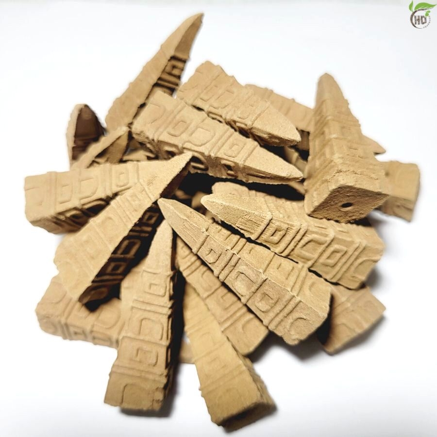 NHANG NỤ TRẦM HƯƠNG THÁP CAO - HỘP 30 NỤ