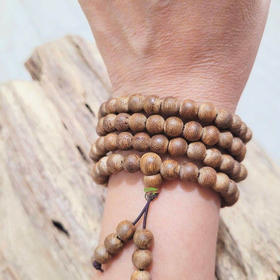 CHUỖI TRÀNG 108 HẠT TRẦM HƯƠNG TỰ NHIÊN SIZE 7 LY