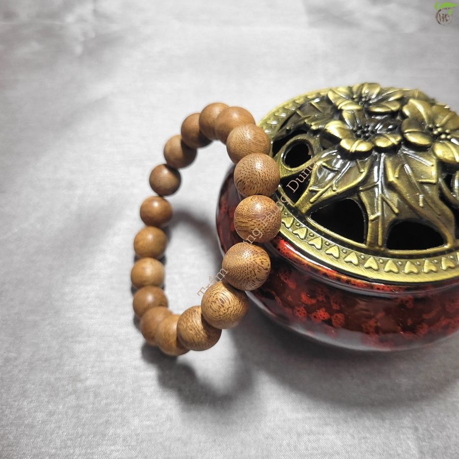 VÒNG TRẦM HƯƠNG HỒ LÔ 12MM - TRẦM VIỆT NAM