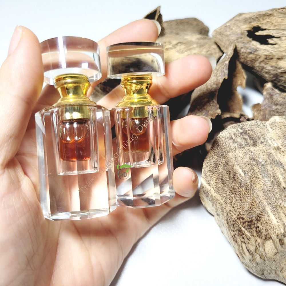 TINH DẦU TRẦM HƯƠNG TỰ NHIÊN CAO CẤP_ HD18