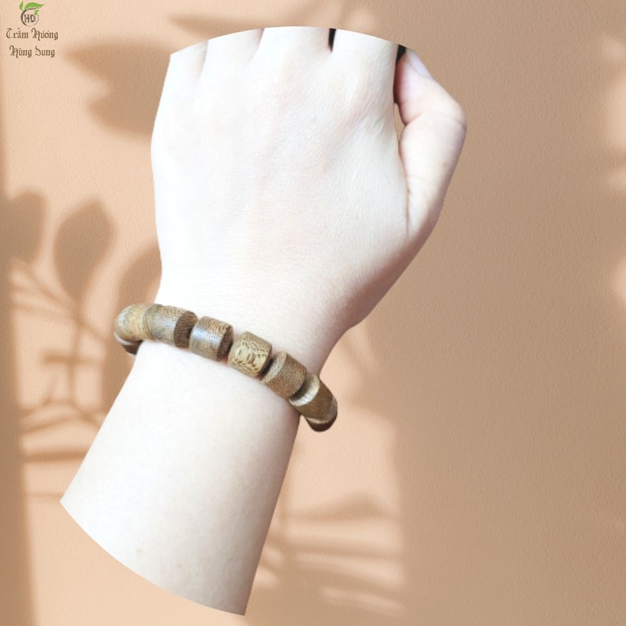 VÒNG TAY GỖ TRẦM HƯƠNG HẠT TRÚC NGẮN 10MM