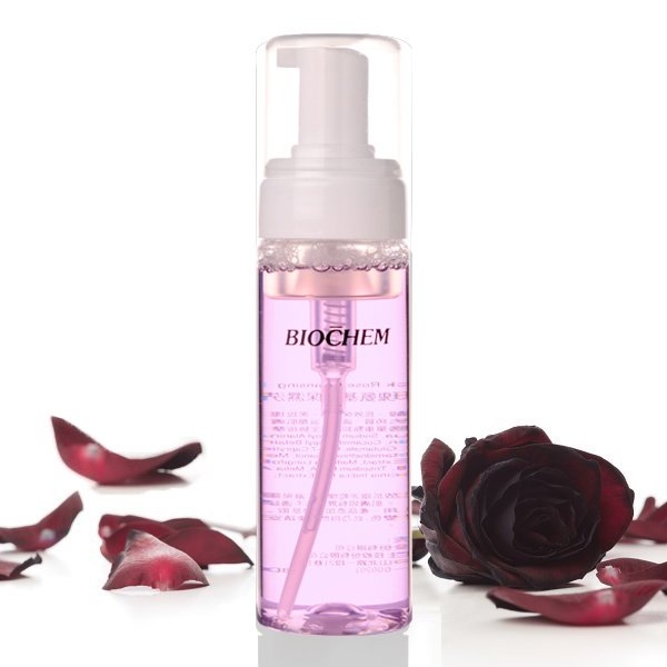Bọt rửa mặt Biochem chiết xuất hoa hồng đen