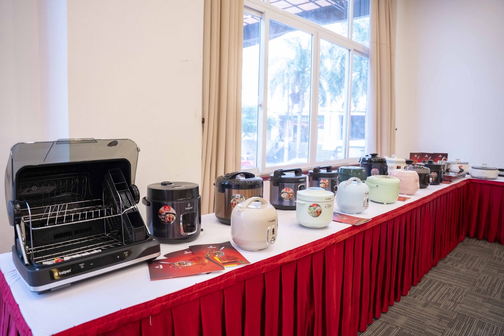 Trưng bày sản phẩm gia dụng & điện gia dụng Kalpen tại Hội nghị "Âm vang Đại ngàn"