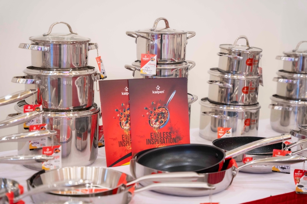 Trưng bày sản phẩm gia dụng & điện gia dụng Kalpen tại Hội nghị "Âm vang Đại ngàn"