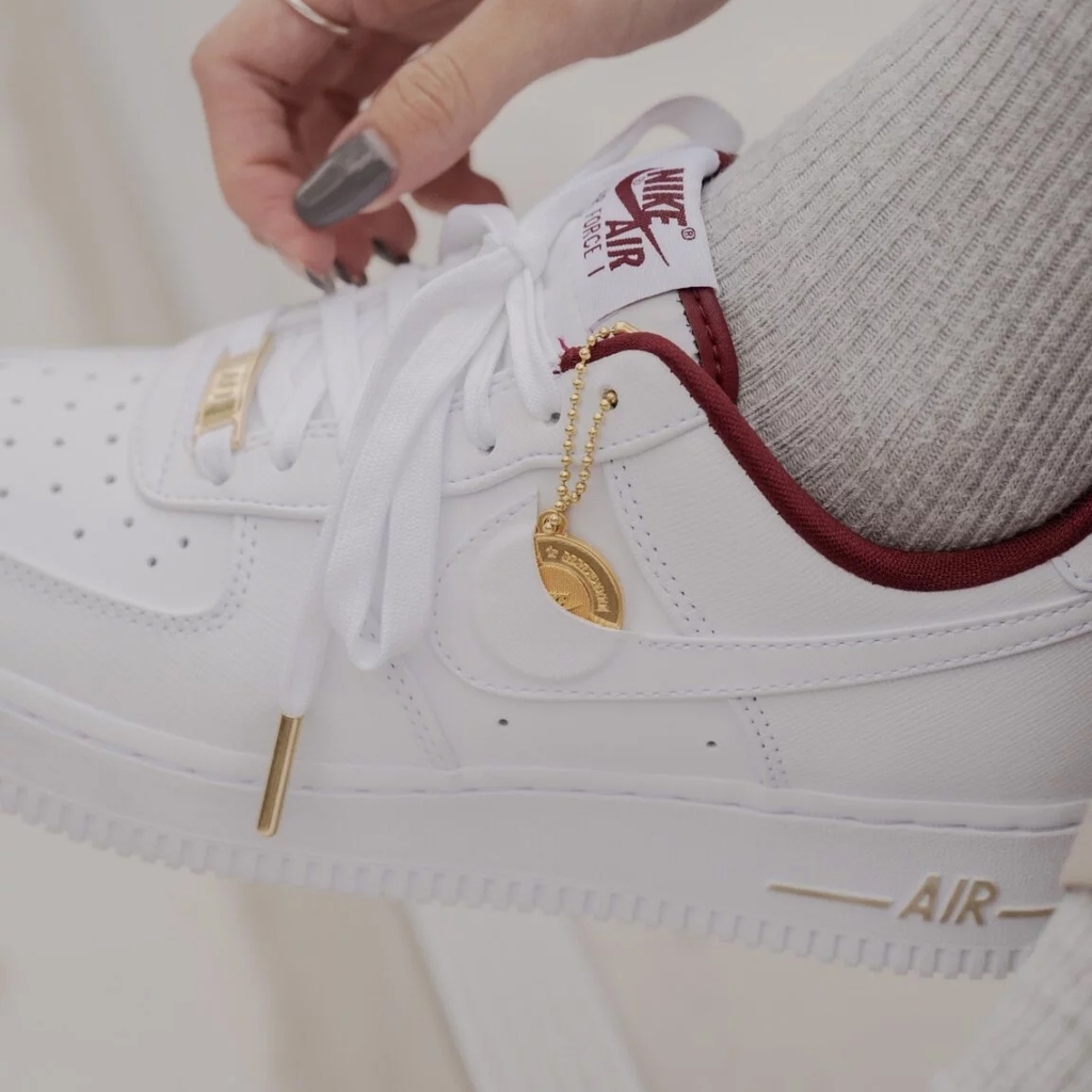 Nike x air force 1 just do it top