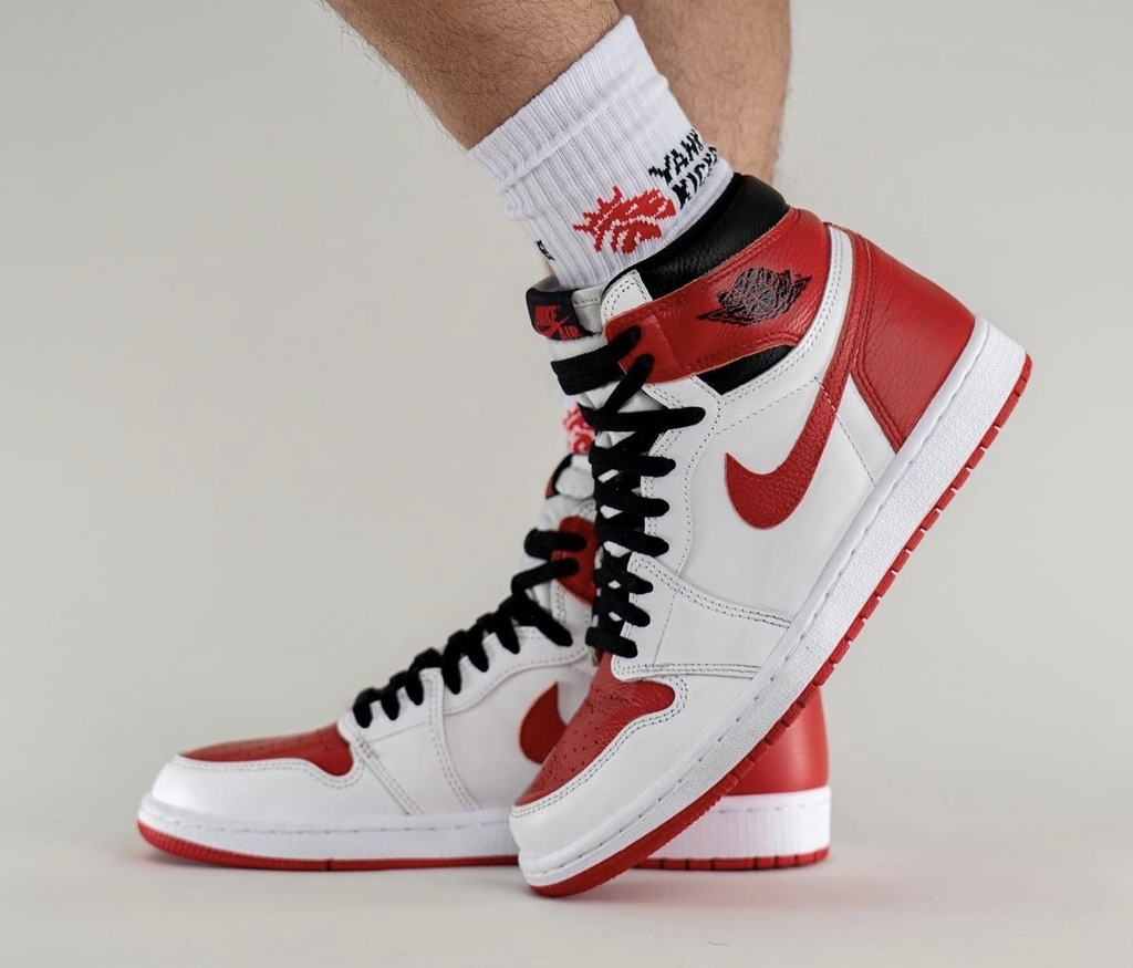 Giày Nike Air Jordan 1 Retro High OG GS Heritage 575441-161