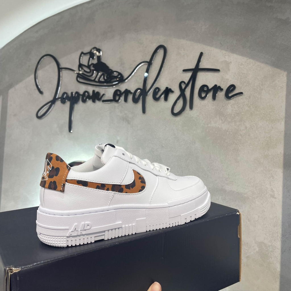 Giay Nike Air Force 1 Pixel SE Leopard Print CV8481 100