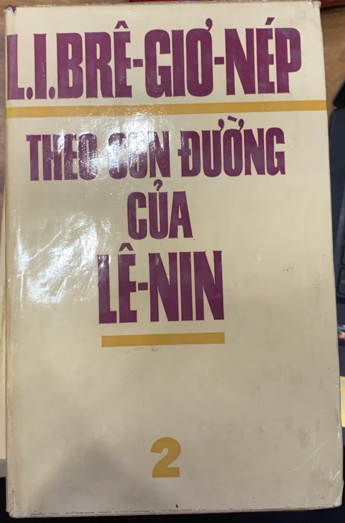 Theo Con Đường Của Lê Nin, Tập 2